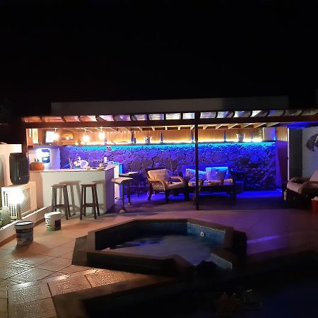 Extremely Private Villa, Heated Pool & Jacuzzi, Pool Wet Bar, Great Views. ปลายาบลังกา ภายนอก รูปภาพ