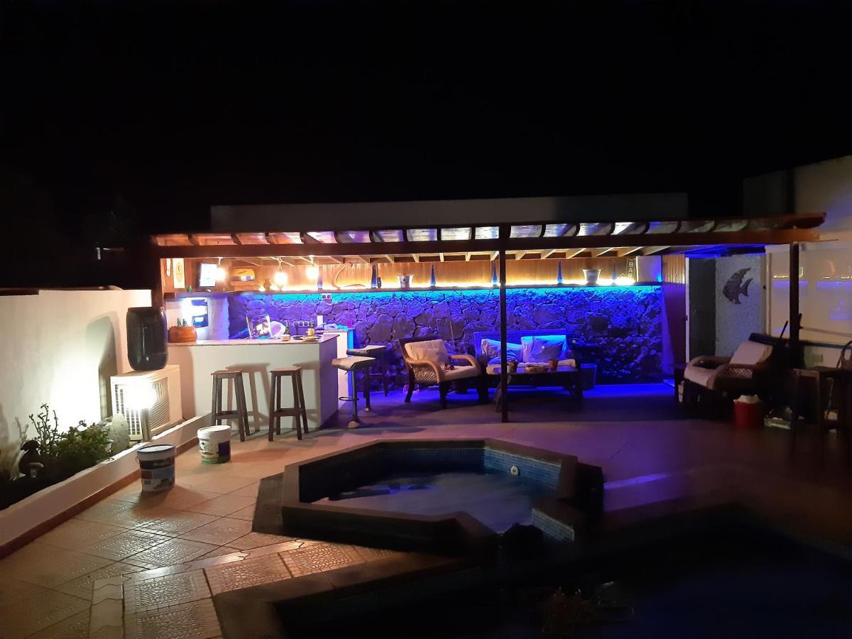 Extremely Private Villa, Heated Pool & Jacuzzi, Pool Wet Bar, Great Views. ปลายาบลังกา ภายนอก รูปภาพ